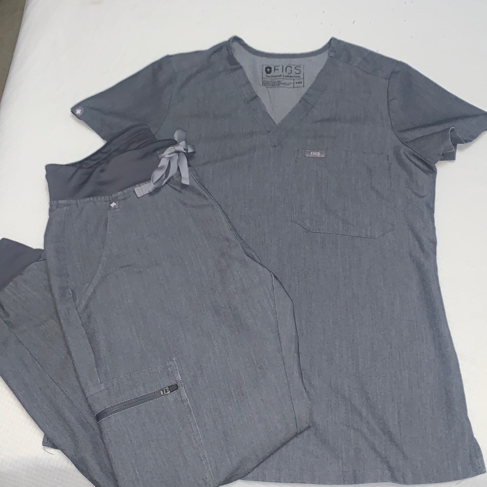 FIG SCRUBS SET XXS TOP/XSP PANT